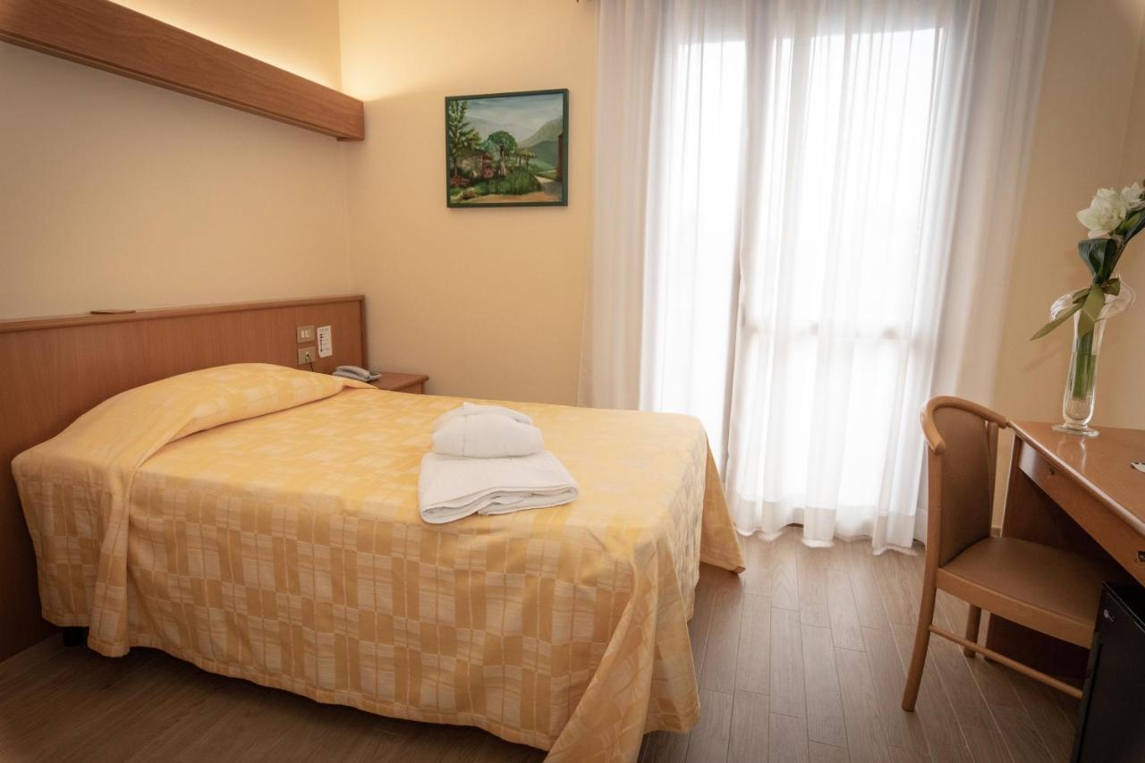 Hotel Terme Vena D'Oro 아바노테르메 외부 사진
